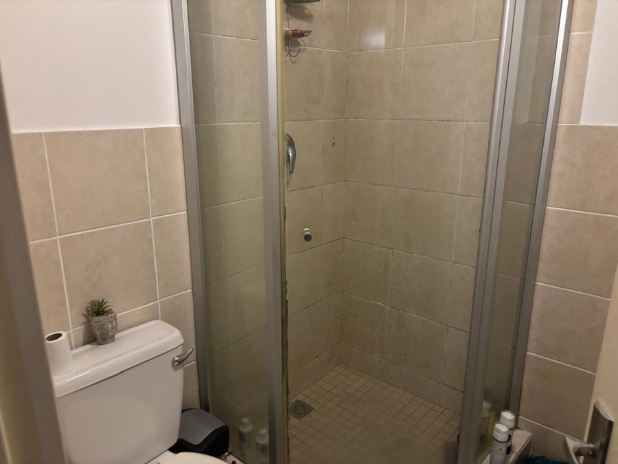 To Let 1 Bedroom Property for Rent in Salt River Western Cape